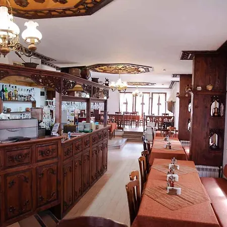 Hotel Complex Aleksandar 3*