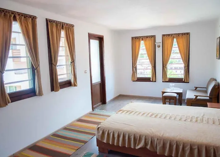 Complex Aleksandar Otel